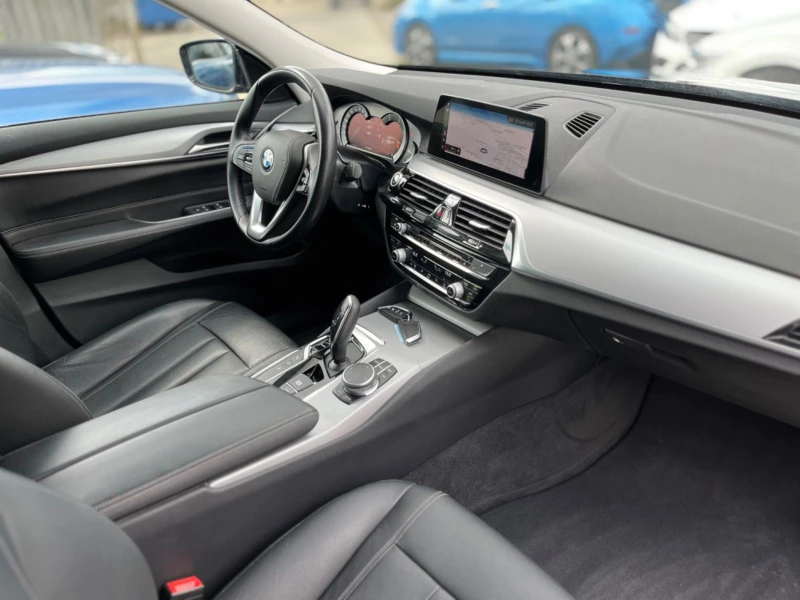 BMW 6 GT 630D/4X4/265HP/LED/360/NAVI/LED/AMBI/466v, снимка 7 - Автомобили и джипове - 50389688