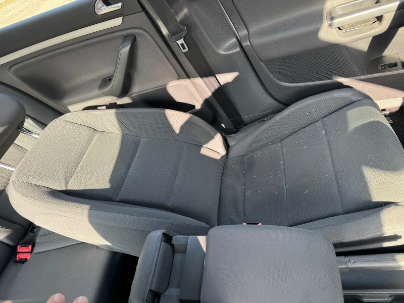 VW Golf, снимка 4 - Автомобили и джипове - 52126623