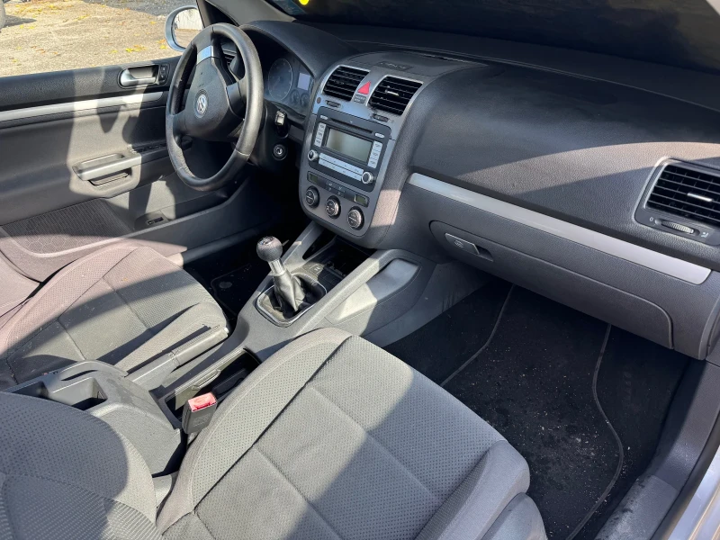 VW Golf, снимка 3 - Автомобили и джипове - 52126623