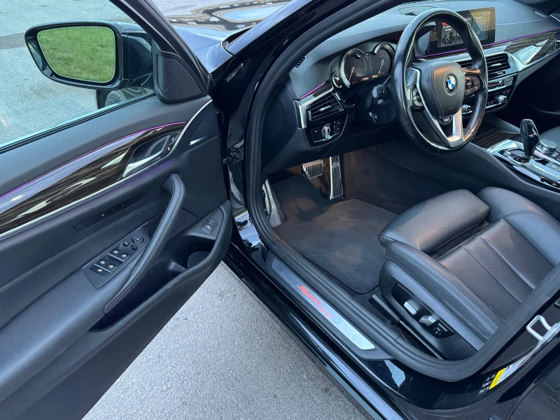 BMW 530 G30 530iX, снимка 16 - Автомобили и джипове - 53215813