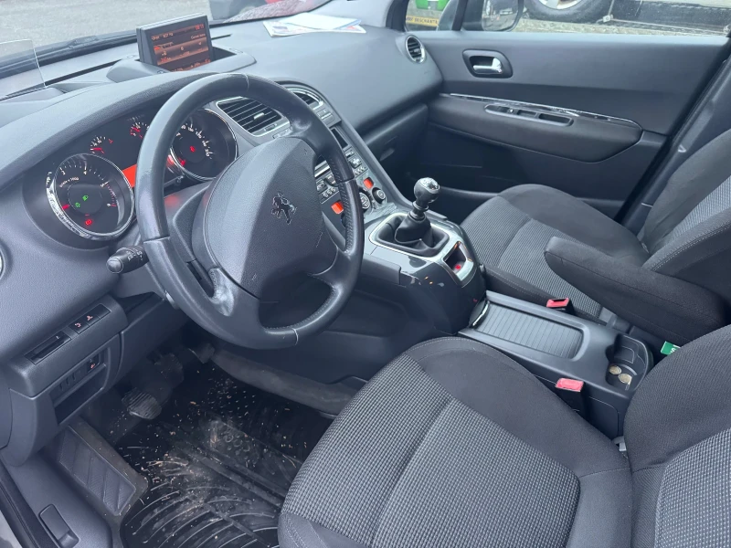 Peugeot 5008 2.0HDI 7mesta HeadUp, снимка 13 - Автомобили и джипове - 53516345