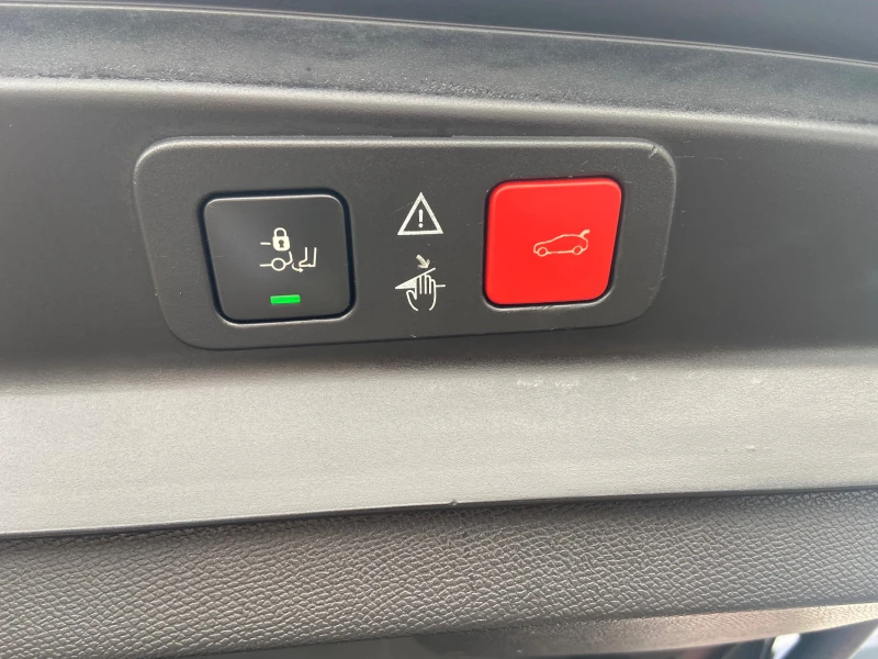 Peugeot 5008 Premium - Има видеоклип към обявата!, снимка 12 - Автомобили и джипове - 53519574