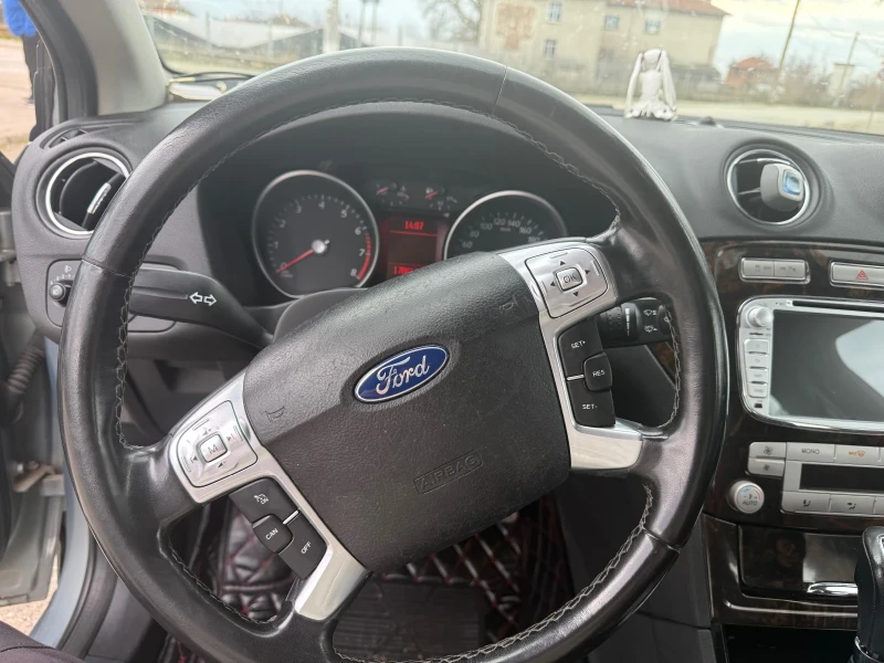 Ford Mondeo Ghia, снимка 14 - Автомобили и джипове - 53575906