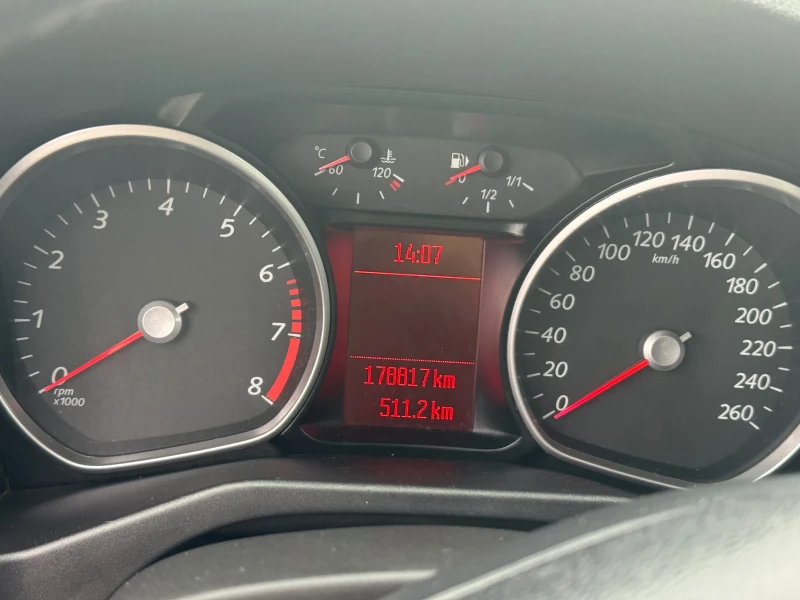 Ford Mondeo Ghia, снимка 13 - Автомобили и джипове - 53575906