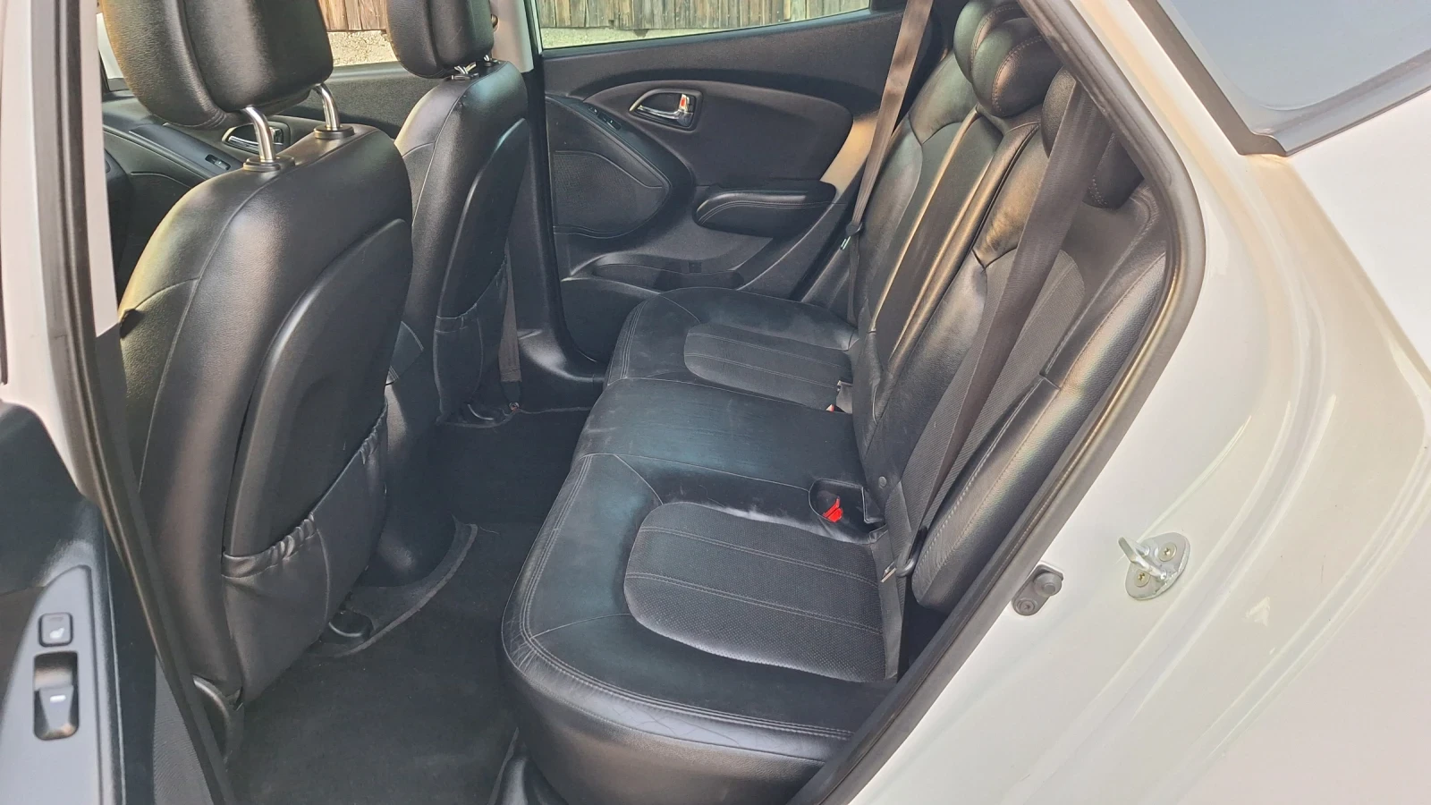 Hyundai IX35 CRDI Full, снимка 9 - Автомобили и джипове - 52675473