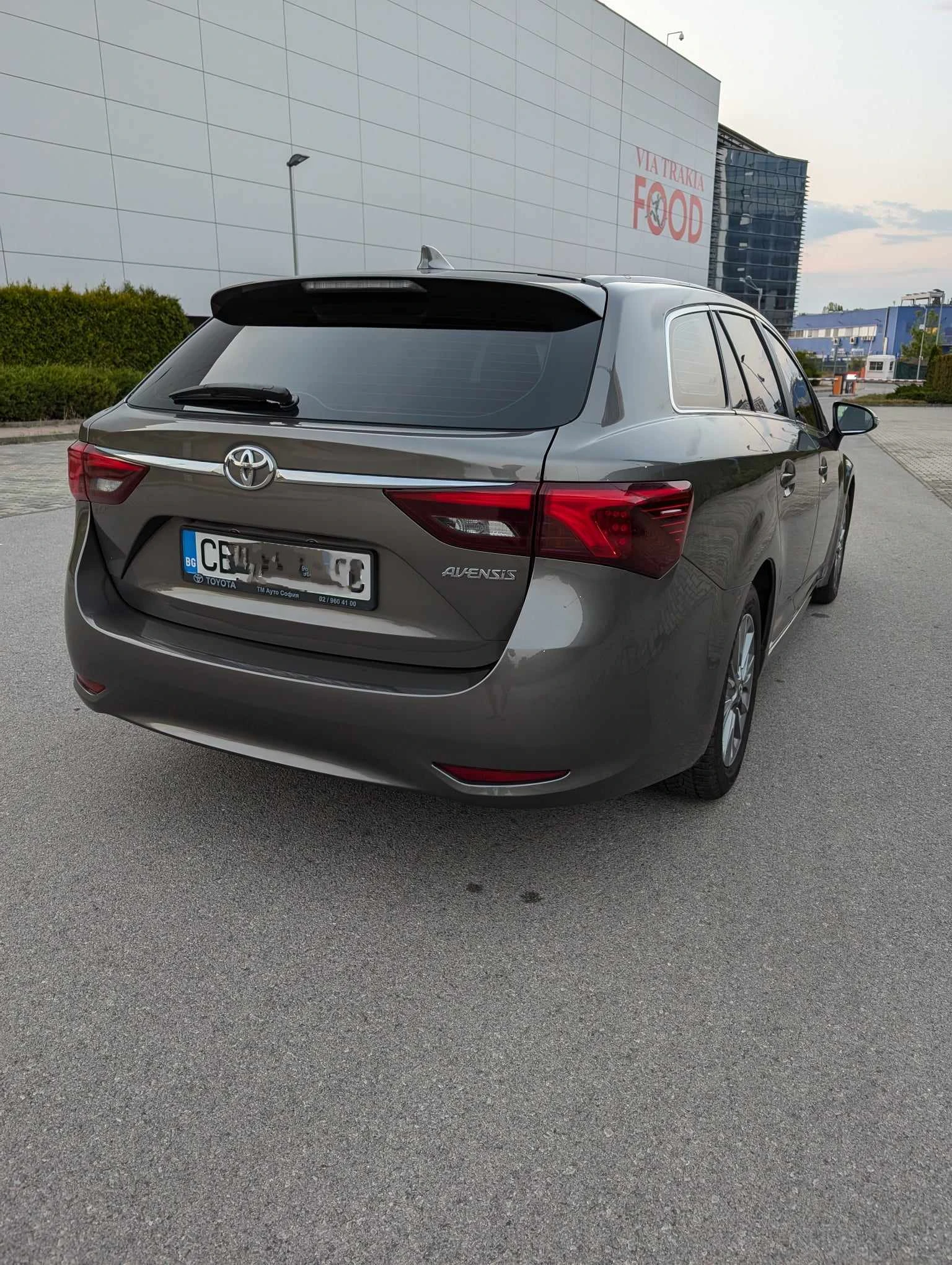 Toyota Avensis  - изображение 3