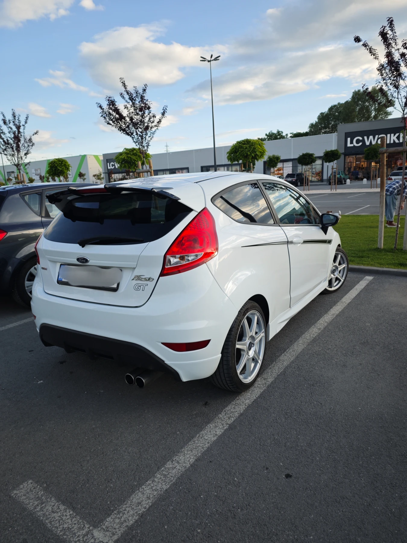 Ford Fiesta 1.6 DCI - изображение 5