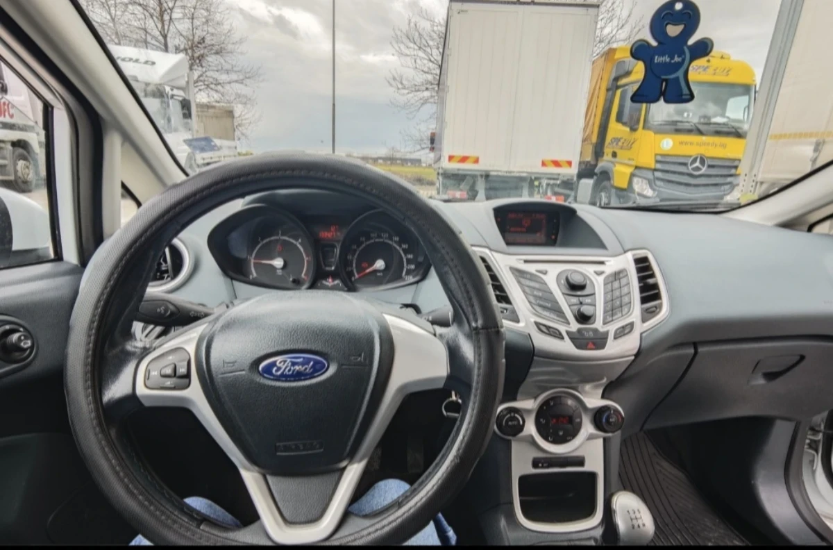 Ford Fiesta 1.6 DCI - изображение 6