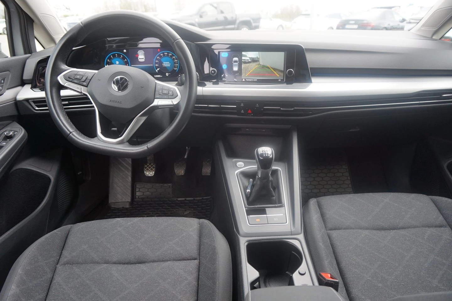 VW Golf 8 Life 1.5 TSI OPF - изображение 5