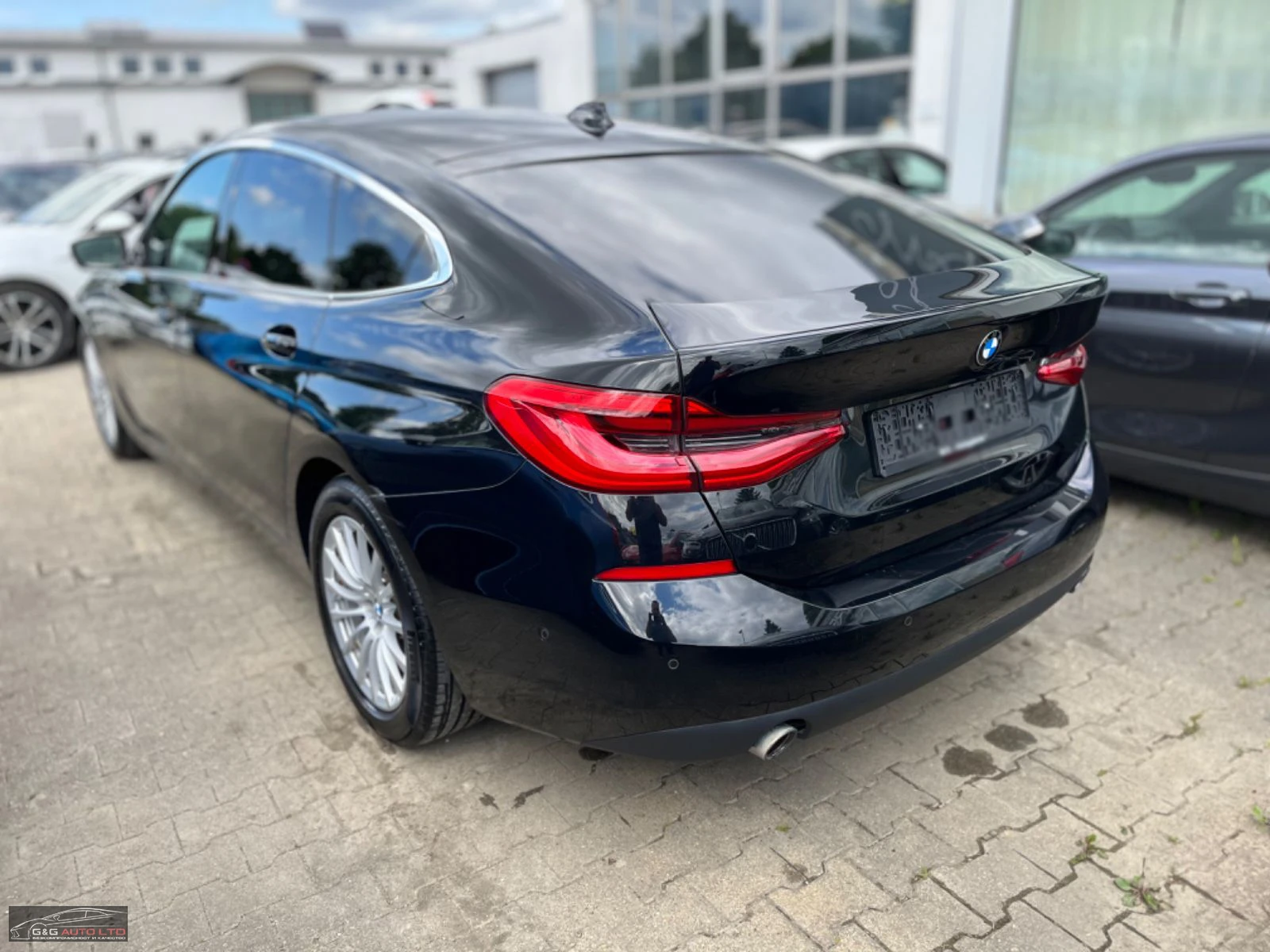 BMW 6 GT 30D/265HP/LED/360/NAVI/LED/AMBI/466v - изображение 2