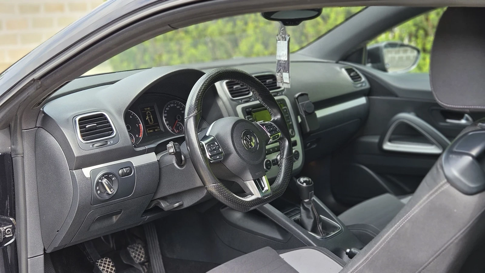 VW Scirocco LIFE - изображение 10
