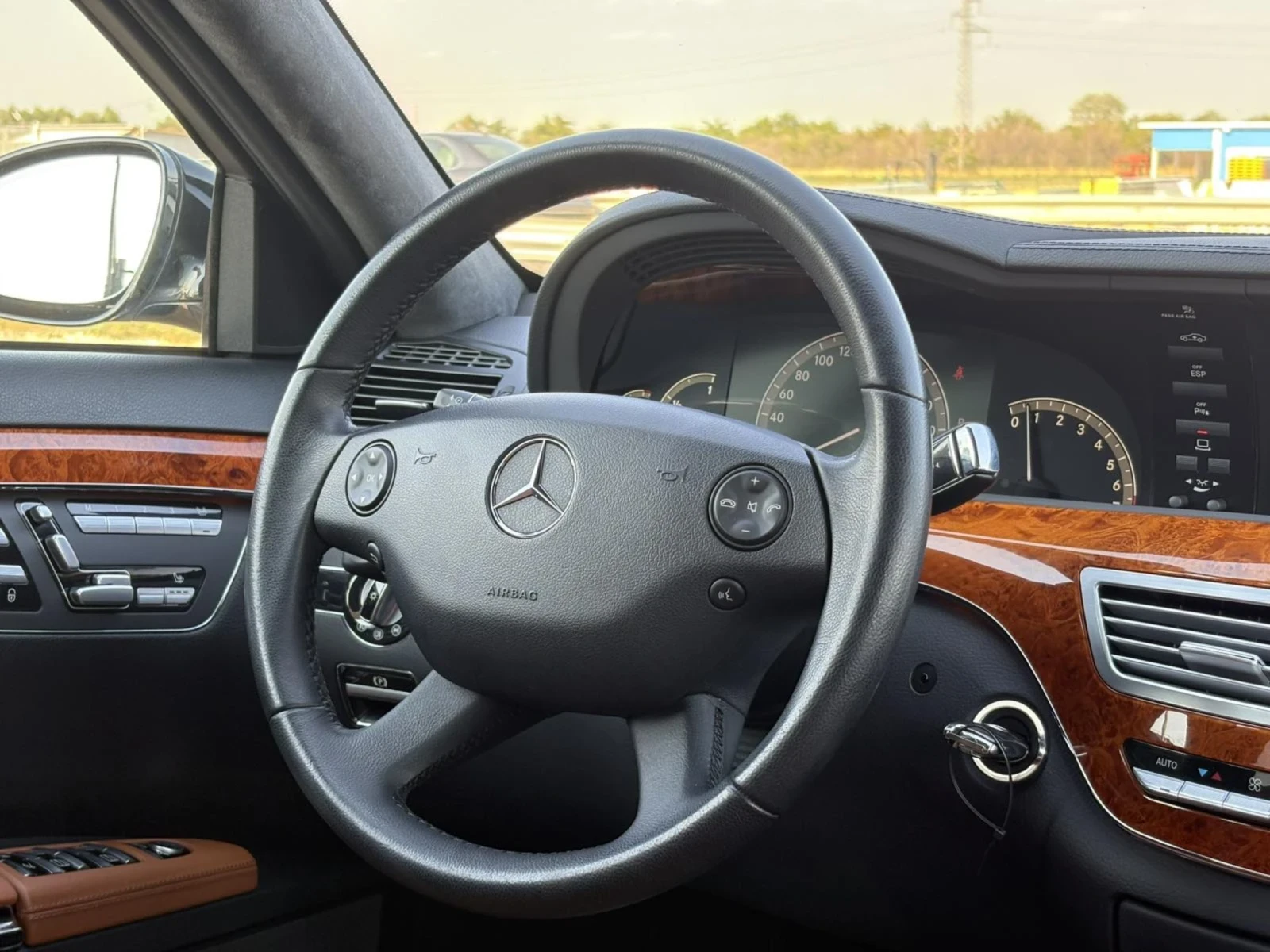 Mercedes-Benz S 500 Designo 5.5i 388kc - изображение 8