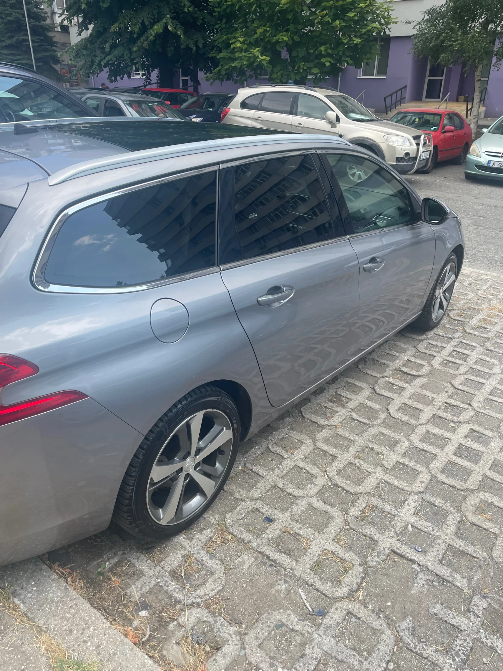 Peugeot 308 SW Alure - изображение 3