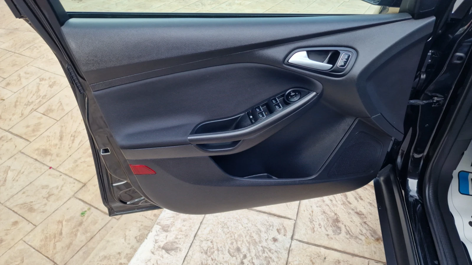 Ford Focus 1.6TDCi-Euro-5  | Mobile.bg   12