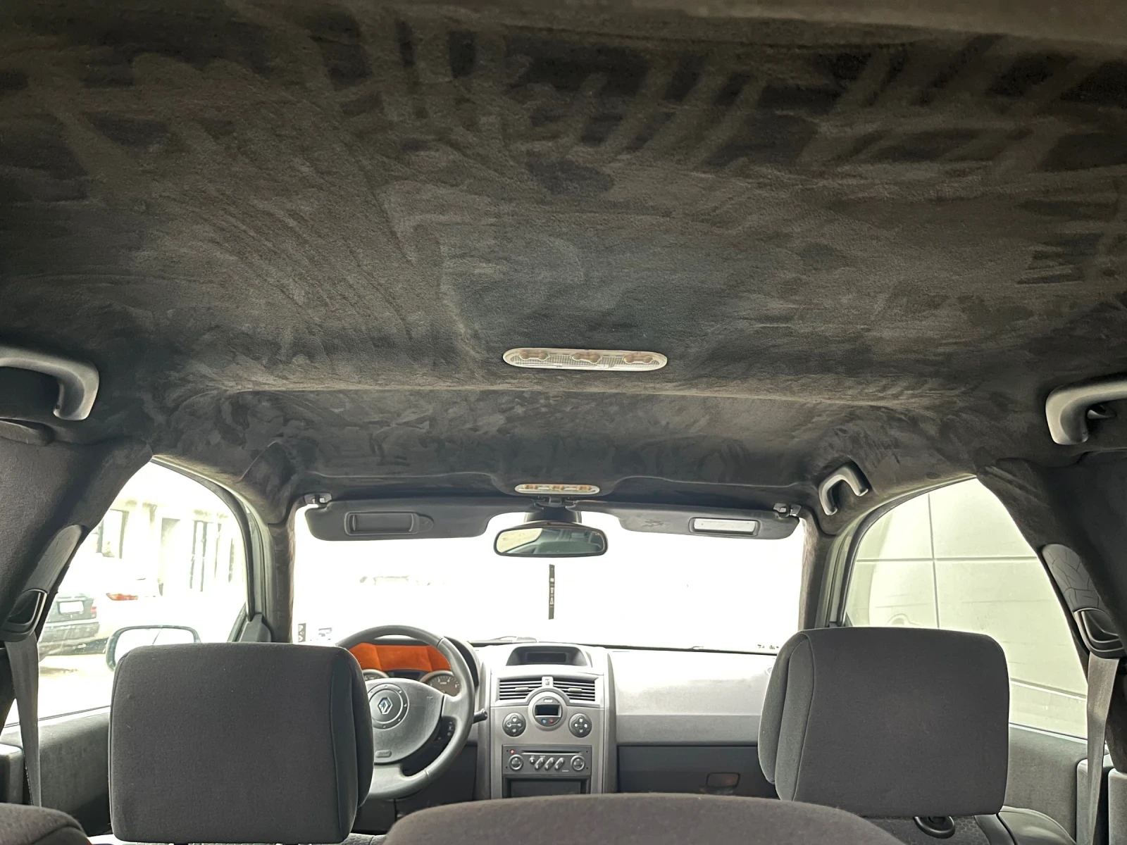 Renault Megane  - изображение 10