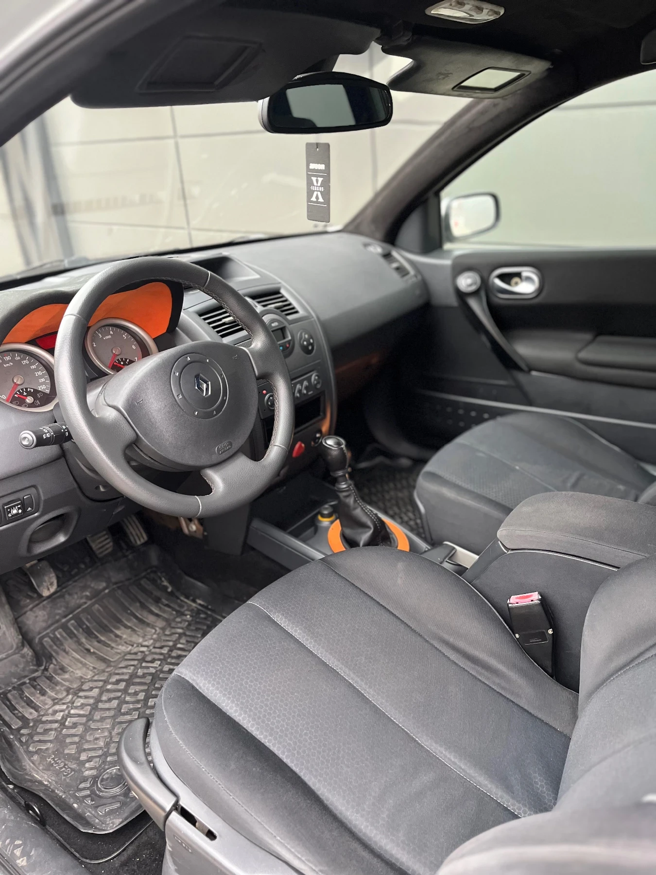 Renault Megane  - изображение 6