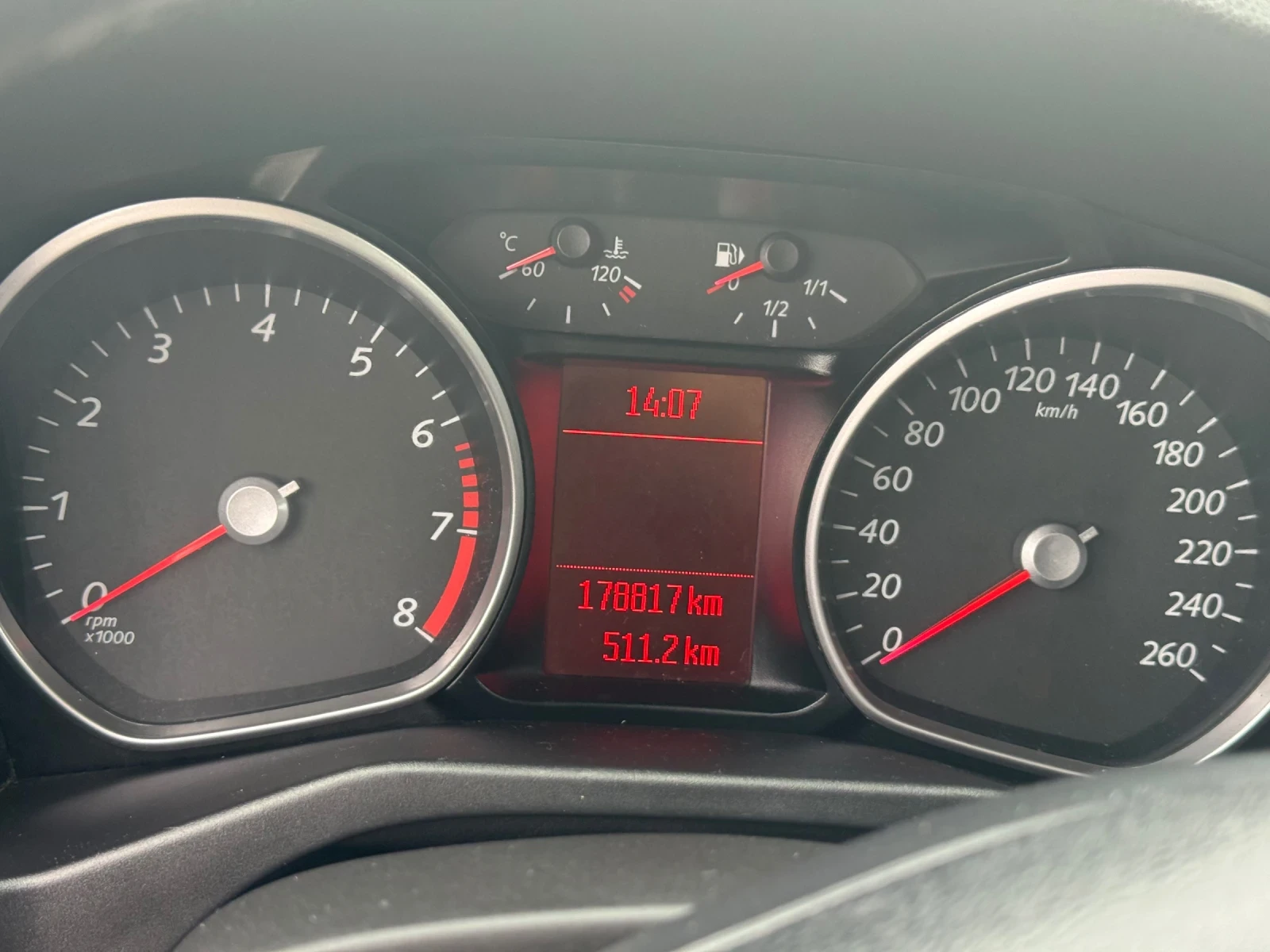 Ford Mondeo Ghia, снимка 13 - Автомобили и джипове - 53575906