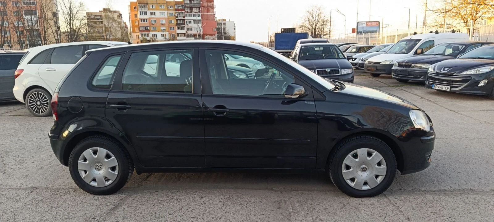 VW Polo 1.2I KLIMATIK, снимка 4 - Автомобили и джипове - 54148883