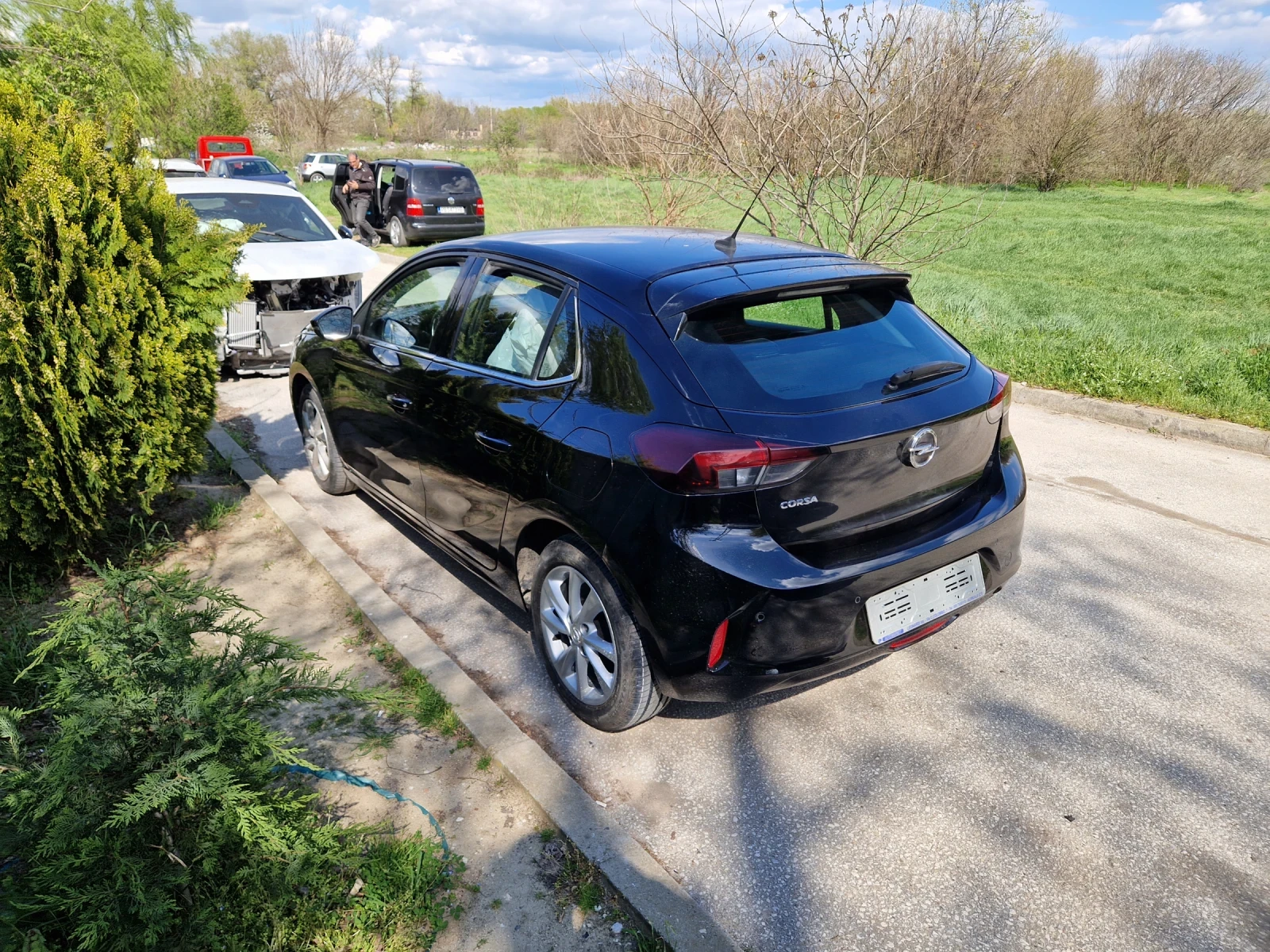 Opel Corsa 1.2, снимка 2 - Автомобили и джипове - 54159515