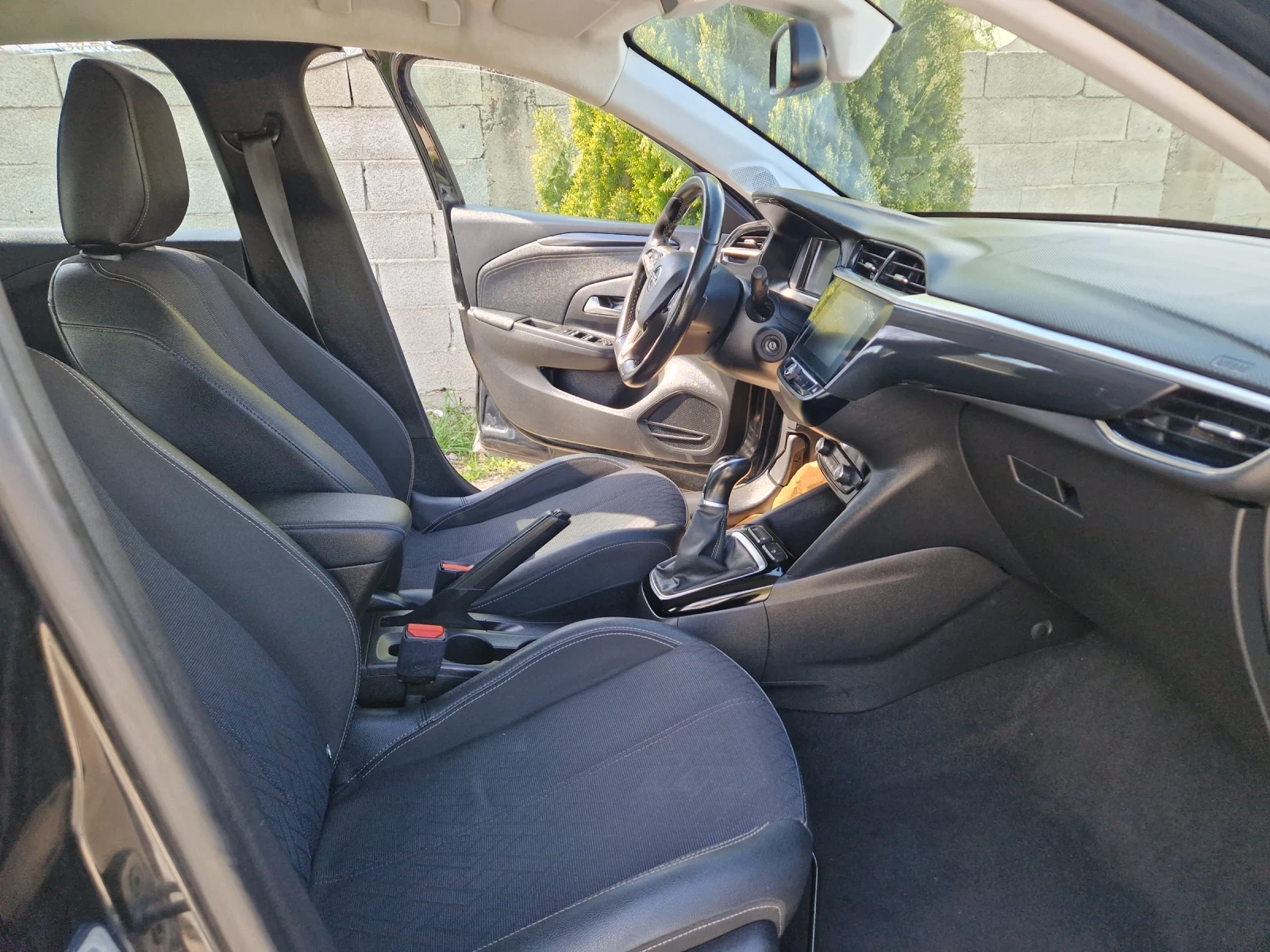 Opel Corsa 1.2, снимка 5 - Автомобили и джипове - 54159515