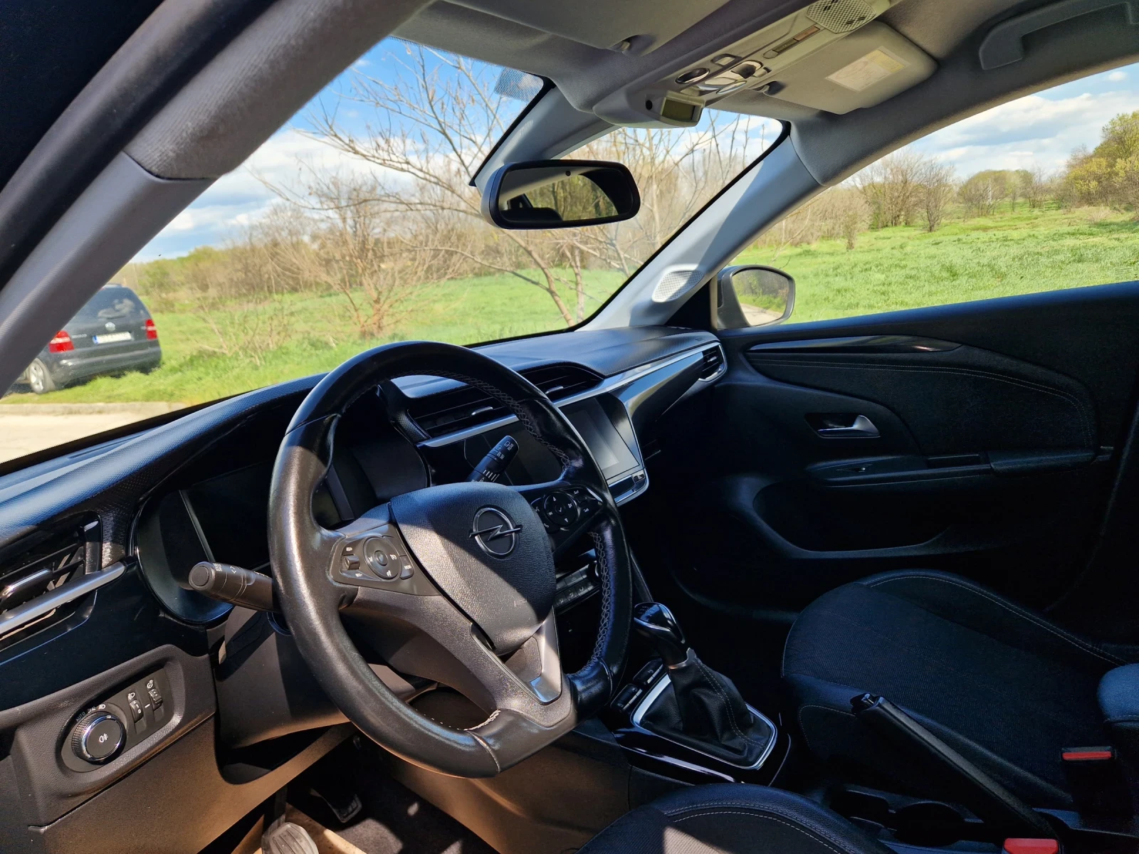 Opel Corsa 1.2, снимка 4 - Автомобили и джипове - 54159515