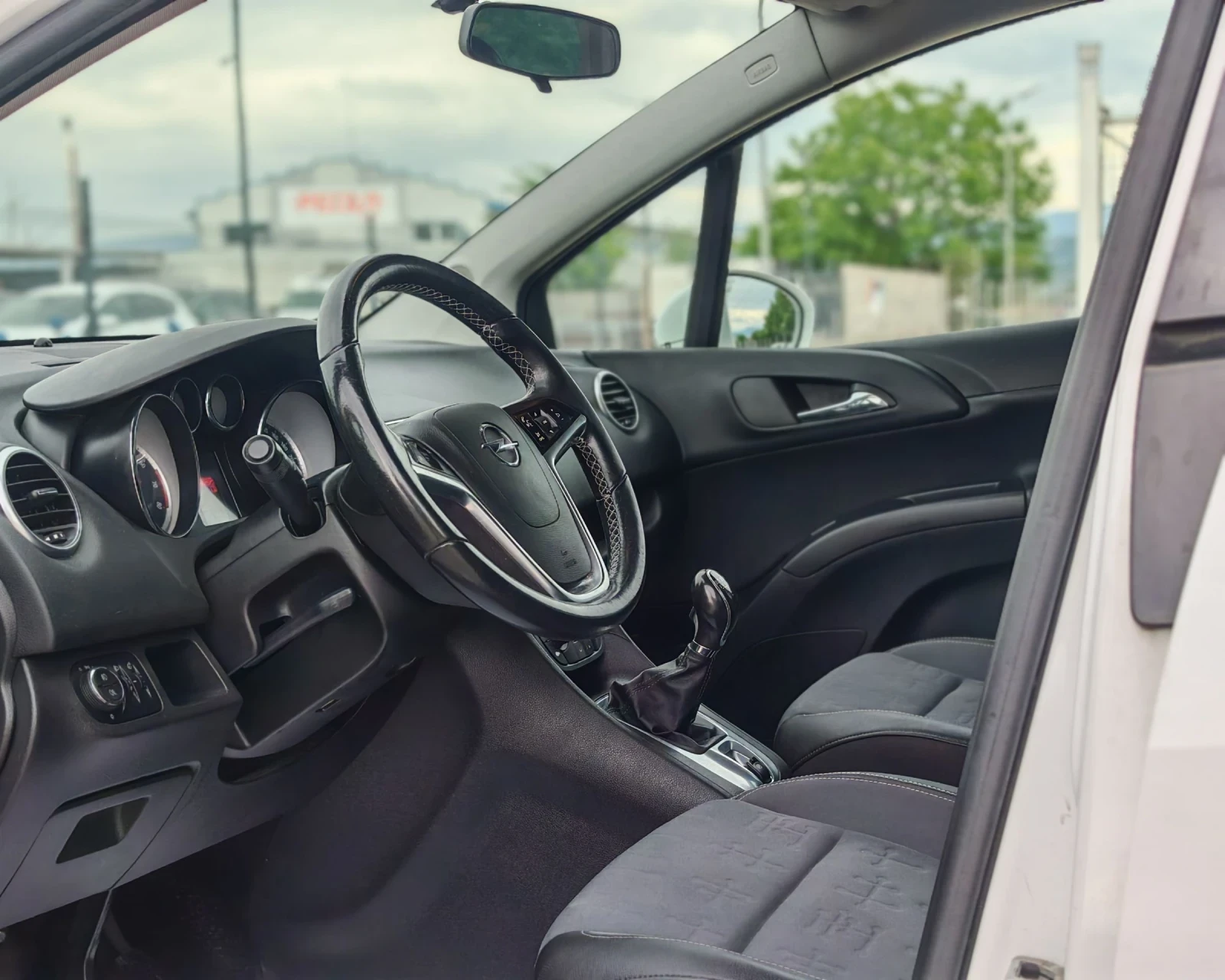 Opel Meriva 1.4 120 К.С. БЕНЗИН ГАЗ! , снимка 8 - Автомобили и джипове - 54611329