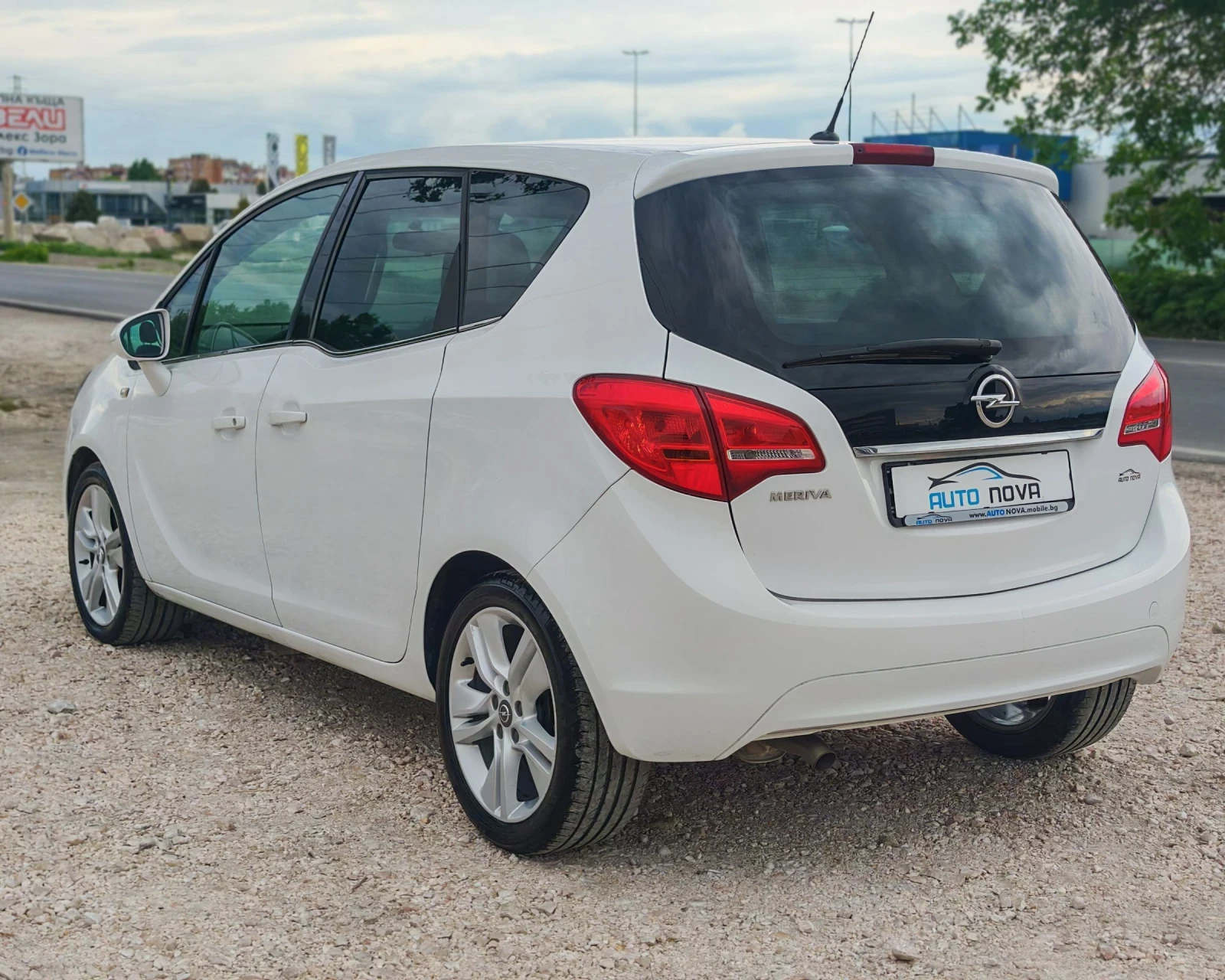 Opel Meriva 1.4 120 К.С. БЕНЗИН ГАЗ! , снимка 5 - Автомобили и джипове - 54611329