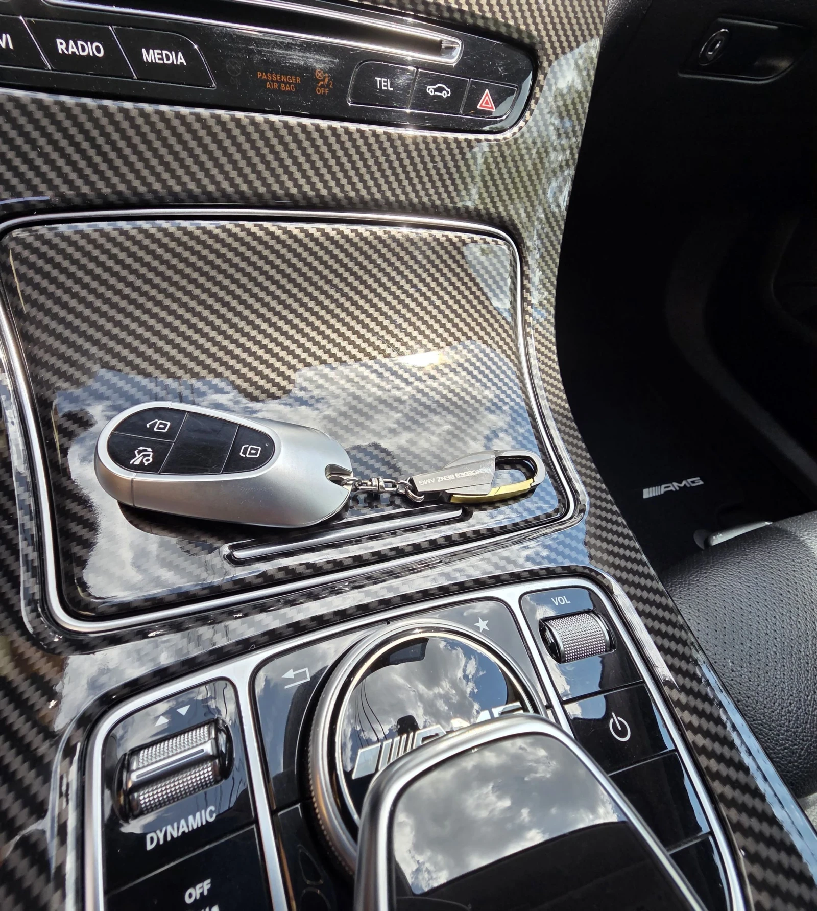 Mercedes-Benz C 180 AMG пакет, TV, WAZE, CAR PLEY ANDROID, снимка 15 - Автомобили и джипове - 54645222