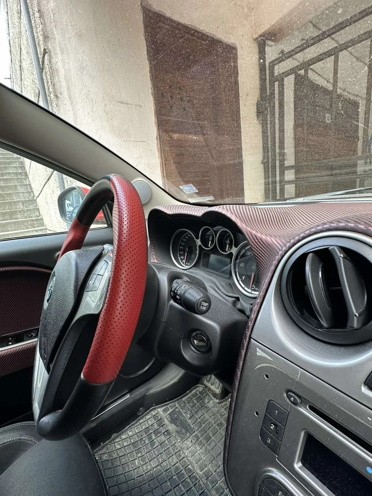 Alfa Romeo MiTo JTDM, снимка 2 - Автомобили и джипове - 54767489