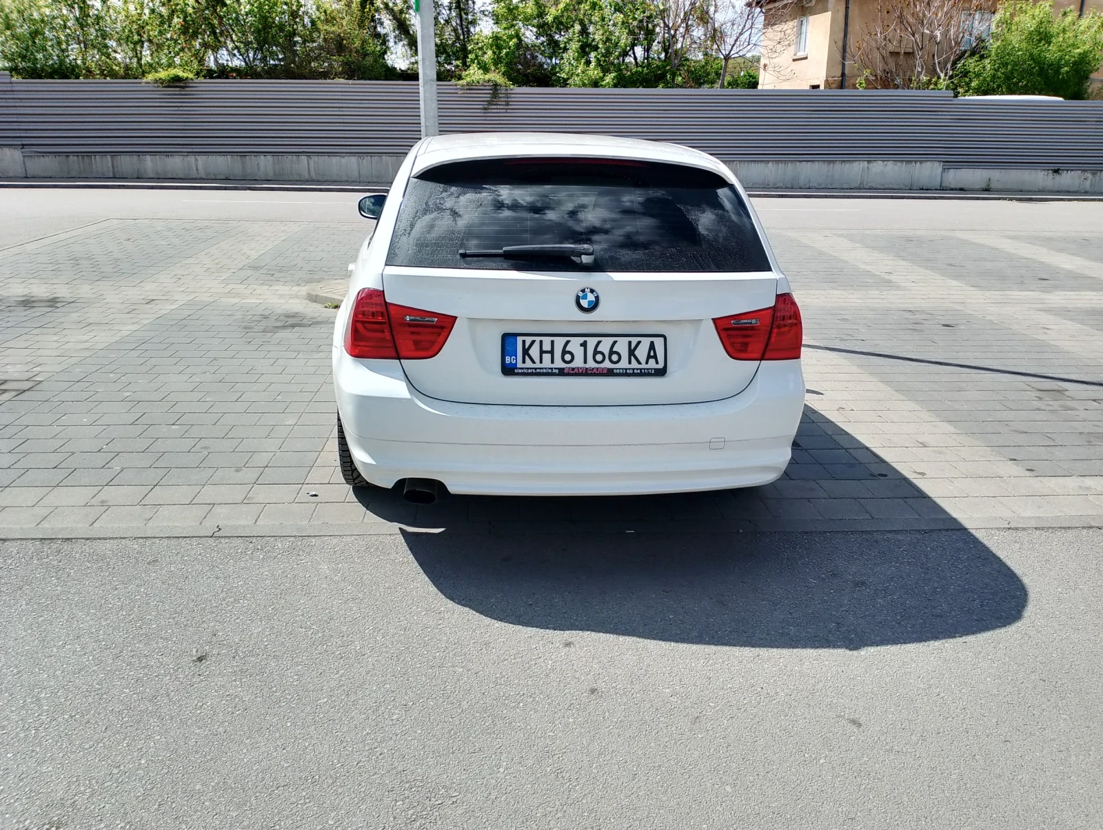 BMW 318 143 facelift обслужена отлично състояние, снимка 3 - Автомобили и джипове - 55024658