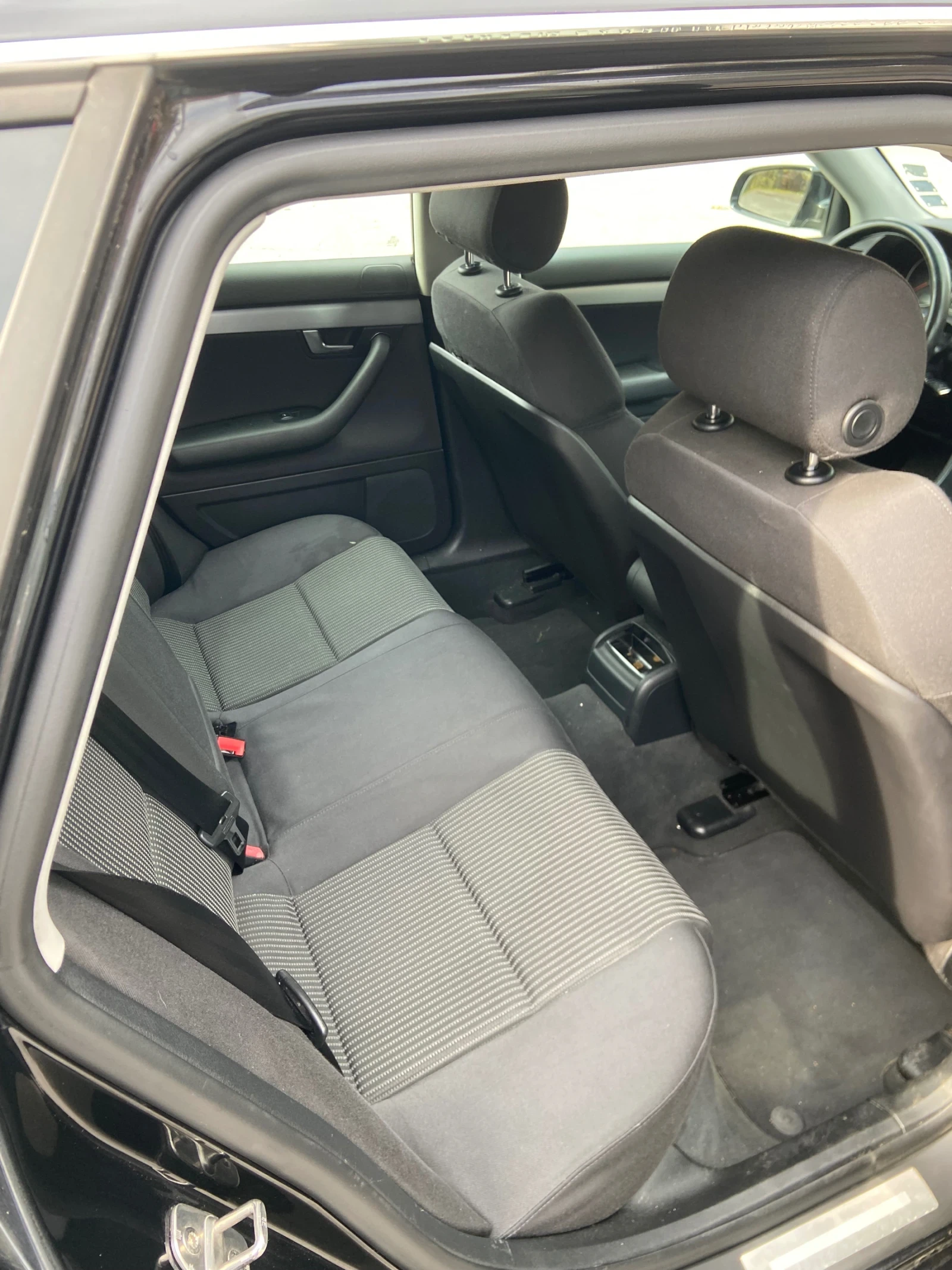 Audi A4, снимка 9 - Автомобили и джипове - 55376791