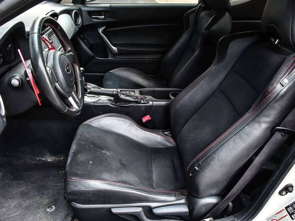 Subaru BRZ RWD* КОЖА* NAVI* ПОДГРЕВ* КАМЕРА* , снимка 6 - Автомобили и джипове - 55664785