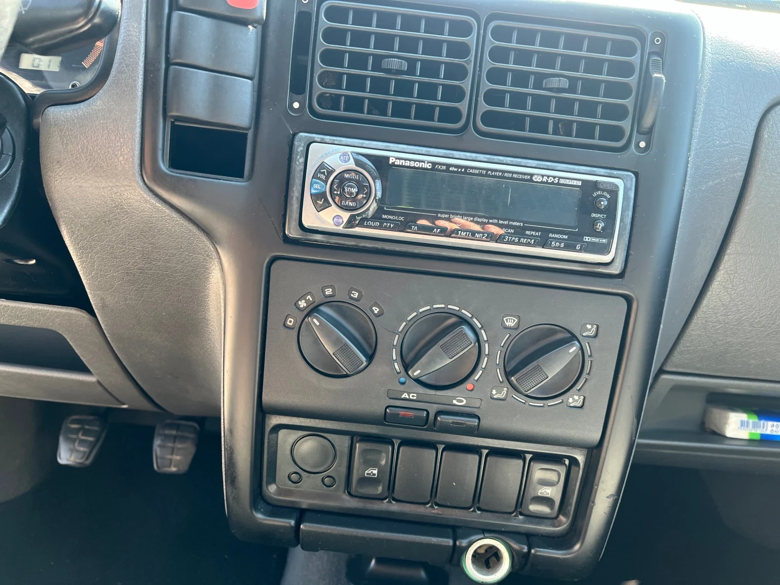 VW Caddy 1.9TDI 90 hp !, снимка 8 - Автомобили и джипове - 55876719