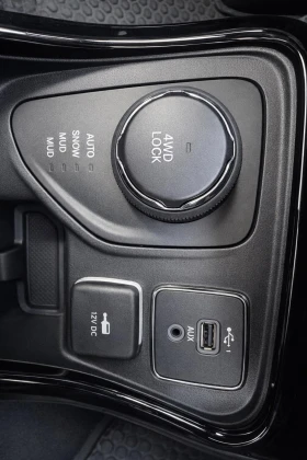 Jeep Compass 52000км 4x4, снимка 13