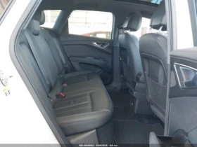 Audi Q4 E-TRON PREMIUM PLUS 40 RWD, снимка 8