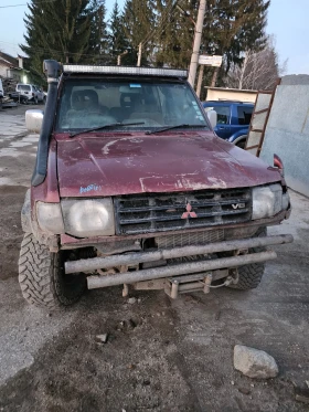 Mitsubishi Pajero 3.5  v6 1