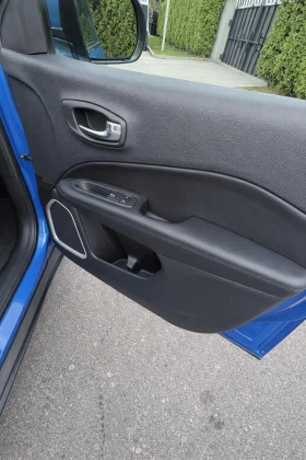 Jeep Compass 52000км 4x4 - 17600 € / 34422.61 лв. - 40761937 14