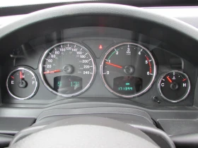 Jeep Cherokee 2.8CRDI EURO5 - 6900 € / 13495.23 лв. - 34668410 13