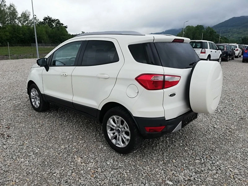 Ford EcoSport 1.5TDCi kli 90, снимка 4 - Автомобили и джипове - 45586378