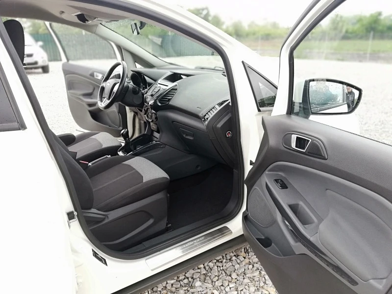 Ford EcoSport 1.5TDCi kli 90, снимка 13 - Автомобили и джипове - 45586378