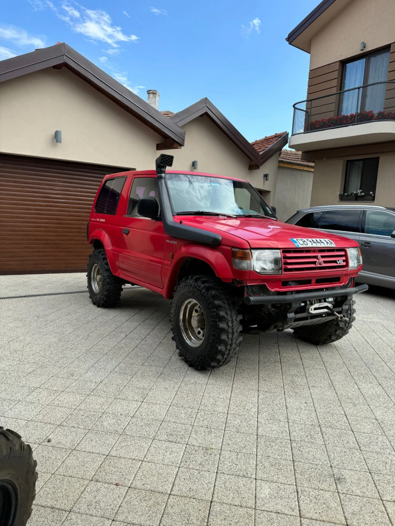 Mitsubishi Pajero 3.5 РЪЧНИ СКОРОСТИ, снимка 4 - Автомобили и джипове - 47069963