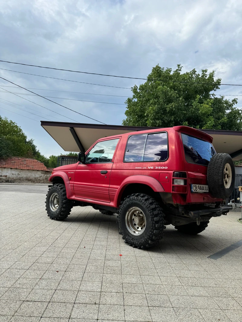 Mitsubishi Pajero 3.5 РЪЧНИ СКОРОСТИ, снимка 6 - Автомобили и джипове - 47069963