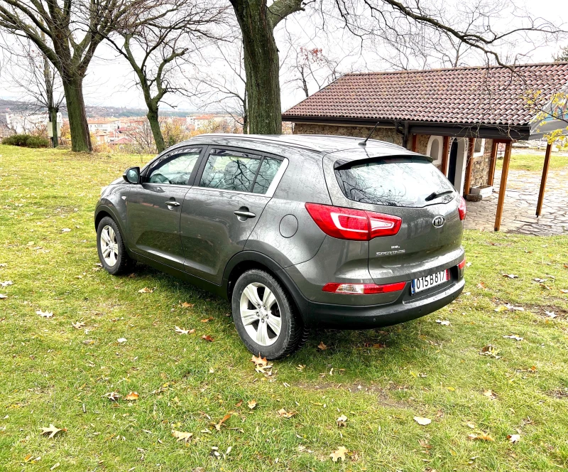 Kia Sportage 1.6 Бензин/Газ, снимка 6 - Автомобили и джипове - 48478806