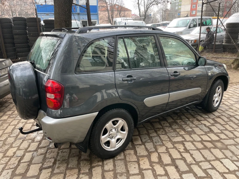 Toyota Rav4 2.0D4D, снимка 4 - Автомобили и джипове - 48890900