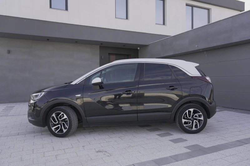 Opel Crossland X turbo, carplay, снимка 2 - Автомобили и джипове - 49235738