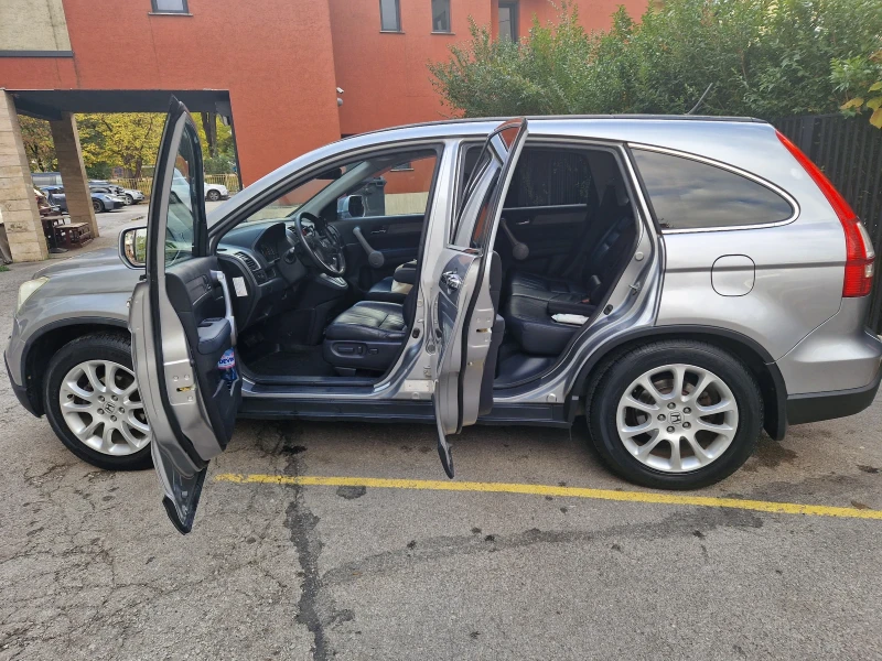 Honda Cr-v, снимка 10 - Автомобили и джипове - 52191852