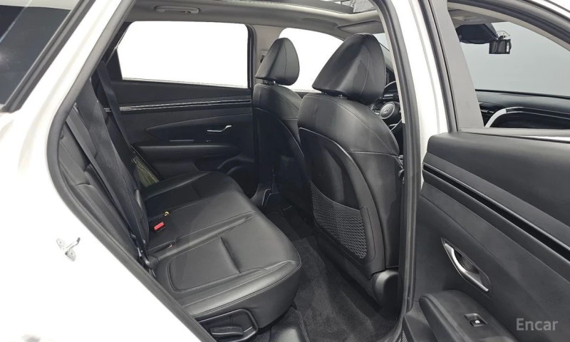 Hyundai Tucson, снимка 12 - Автомобили и джипове - 52971418