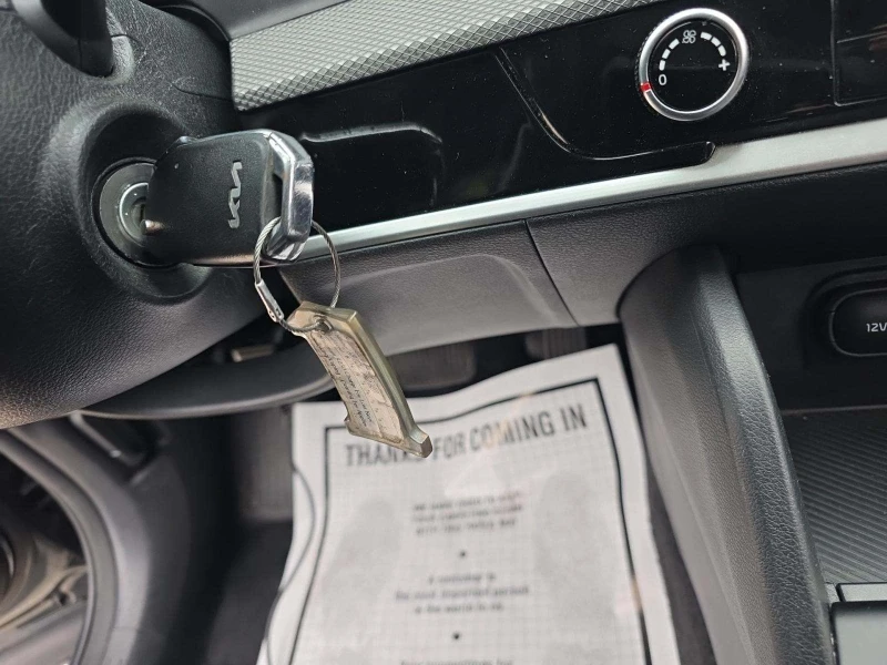 Kia Sportage LX, снимка 12 - Автомобили и джипове - 53014131