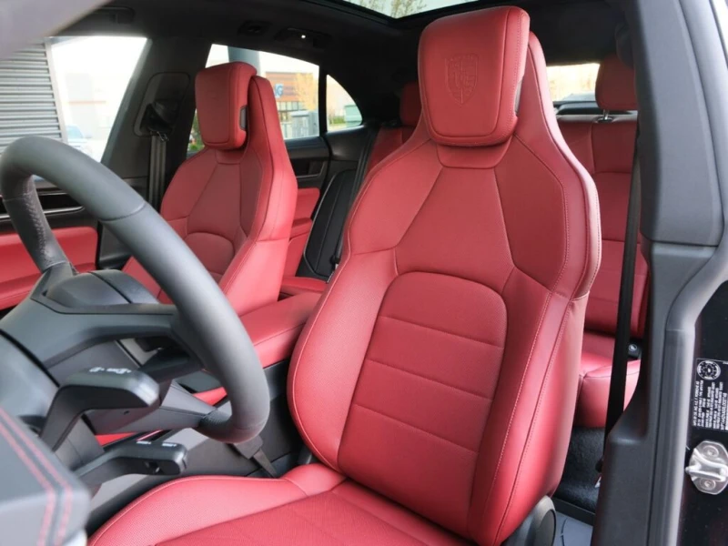 Porsche Macan 4/ОТ ПОРШЕ С ВЪЗМОЖНОСТ ЗА ФИНАНСИРАНЕ , снимка 10 - Автомобили и джипове - 53596893