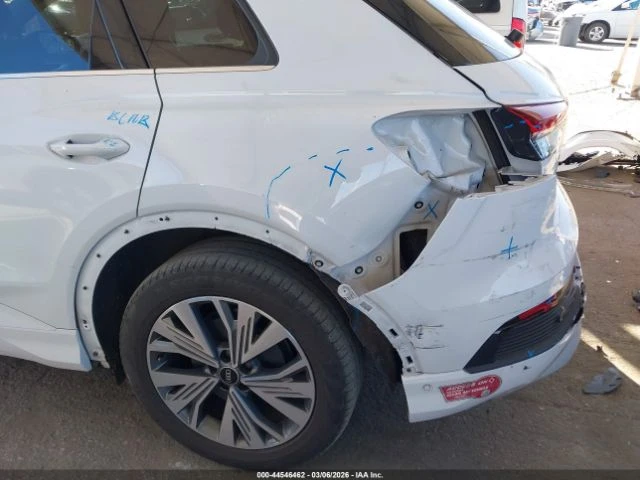 Audi Q4 E-TRON PREMIUM PLUS 40 RWD, снимка 6 - Автомобили и джипове - 54369939